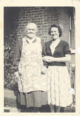 2009-01-29-22-14-21-00 -- Left: Florence Ashforth (née Florence Flowers 1876-1973) Right: Marjorie Green (née Marjorie Ellis 1912-1988)
<a href="https://familyhistoryjournal.com/?s=Florence+Flowers+Ashforth+Marjorie+Ellis+Green">Read more...</a>