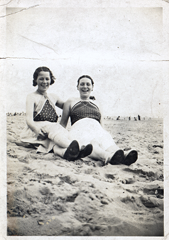 2017-01-16-15-31-29-00 -- Emily Ashforth (née Emily Bellamy) and Nancy Cooper
<a href="https://familyhistoryjournal.com/?s=Emily+Bellamy+Ashforth">Read more...</a>